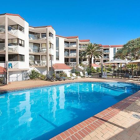 Casablanca Beachfront Apartments Bribie Island North Exteriör bild
