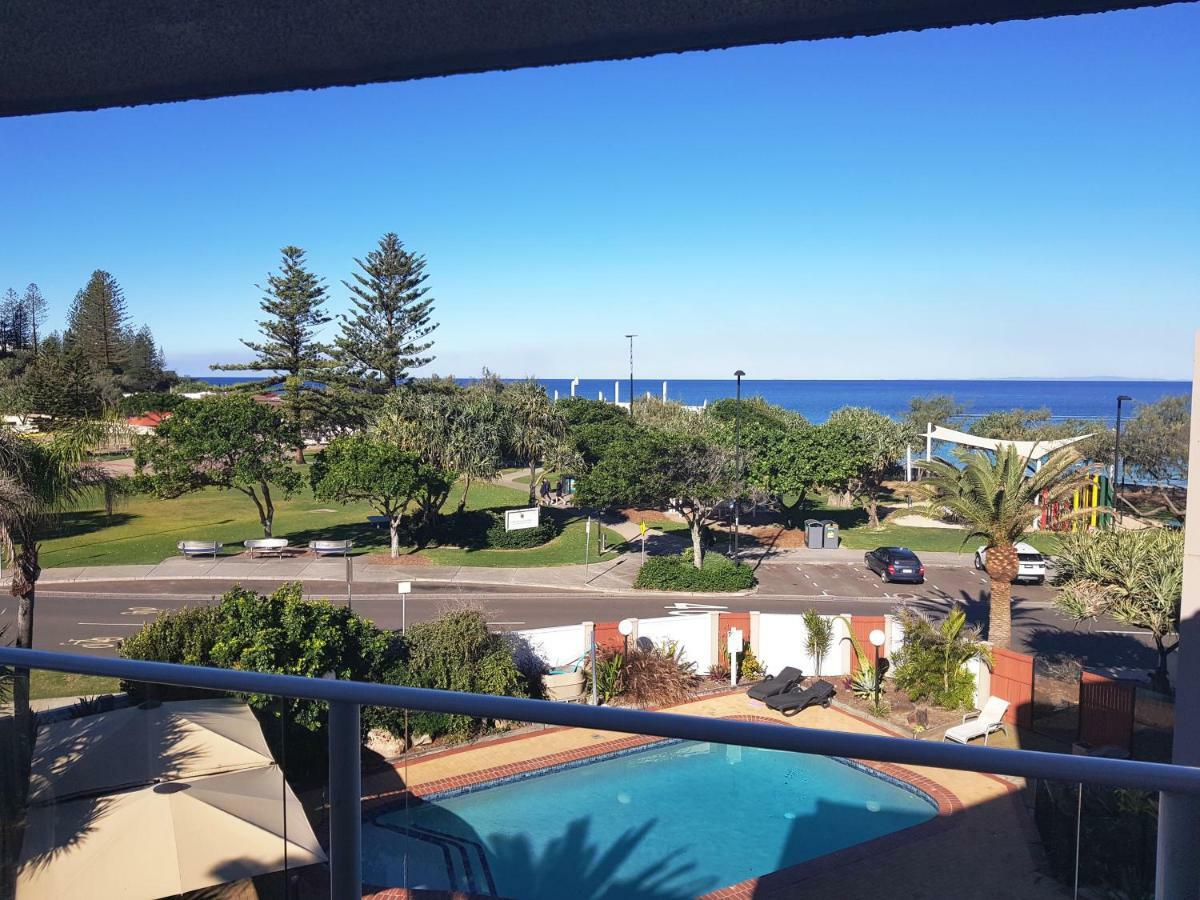 Casablanca Beachfront Apartments Bribie Island North Exteriör bild