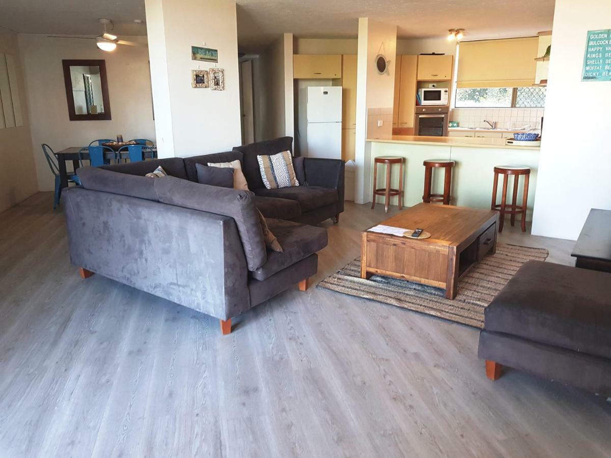 Casablanca Beachfront Apartments Bribie Island North Exteriör bild
